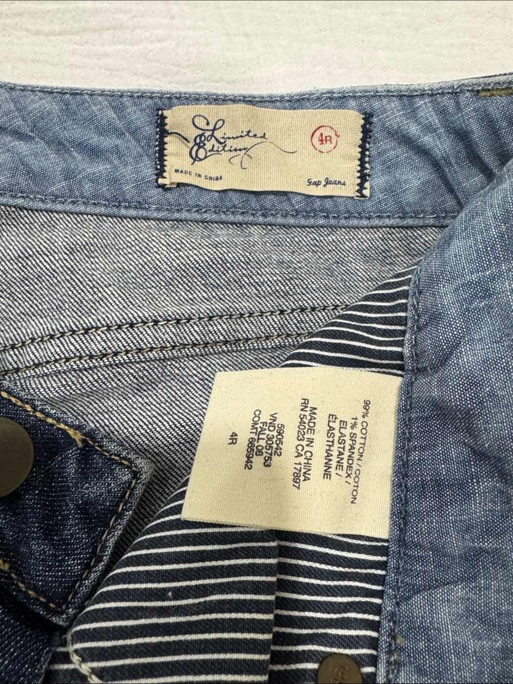 GAP Limited Edition Women's Bootcut Jeans Size 4R Medium Wash Stretch Denim - Picture 3 of 3